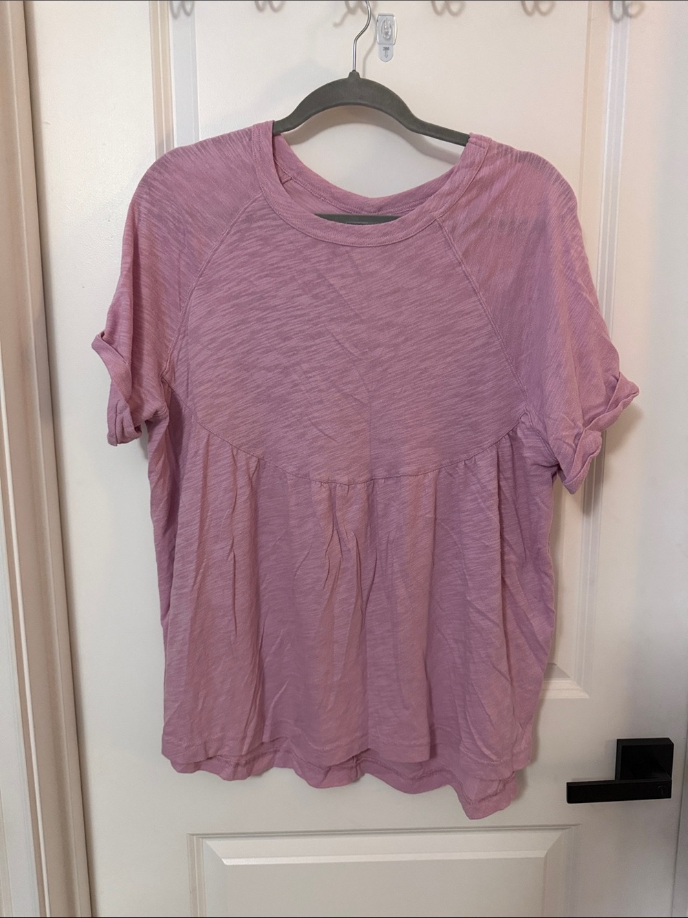 American Eagle Outfitters Mauve Short Sleeve Peplum Tee